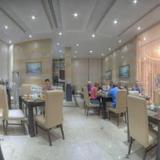 Гостиница Tulip Inn Royal Suites Ajman — фото 1