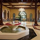 Гостиница The Ritz-Carlton, Dubai — фото 1