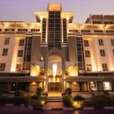 Moevenpick Hotel Bur Dubai — фото 3