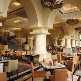 Гостиница Fairmont Bab Al Bahr - Abu Dhabi — фото 1
