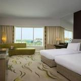 Гостиница Hilton Capital Grand Abu Dhabi — фото 1