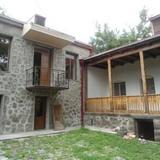 Guest House on Mashtoc 47 — фото 1