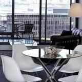 Pyrmont Self-Contained Modern One-Bedroom Apartment (704JB) — фото 3