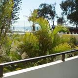 At The Sands Holiday Apartments — фото 3