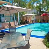Karana Palms Self Contained Apartments — фото 1
