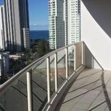 Broadbeach Savannah Hotel — фото 2