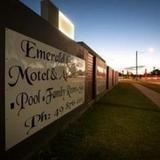 Emerald Gardens Motel & Apartments — фото 3