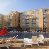 Apartment in Kamelia Garden Sunny Beach — фото 3