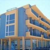 Гостиница Royal Beach — фото 1