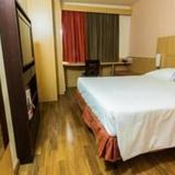 Гостиница Ibis Copacabana Posto 2 — фото 1