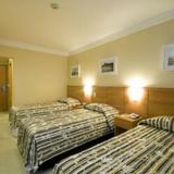 Гостиница Atlantico Travel Copacabana — фото 1