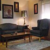 Niagara Falls Executive Suites — фото 1