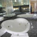 TRAVELODGE NIAGARA FALLS — фото 1