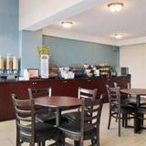 Гостиница BAYMONT INN AND SUITES NIAGARA FALLS — фото 2
