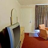 Americas Best Value Inn - Gardens Inn — фото 1