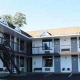 The Crystal Inn on the Parkway — фото 3