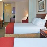Holiday Inn Express Hotel & Suites EDMONTON-INTERNATIONAL AIRPORT — фото 1