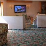 Canadas Best Value Inn Trenton — фото 1