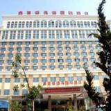 Xinfusheng Yihai International Hotel - Qingdao — фото 3