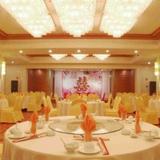 Wuxi Canal Grand Hotel — фото 1