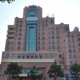 Greentree Inn Wuxi Railway Station Hotel — фото 1