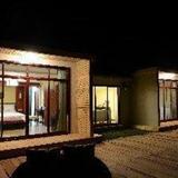 Гостиница Lijiang Lashi Lake Retreat — фото 1