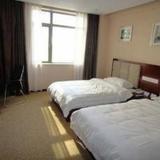 Super 8 Hotel Chibi Shen Long — фото 2