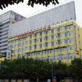 Гостиница Home Inn Kunming Shuanglong — фото 1
