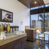 Гостиница Holiday Inn Express & Suites Bogota DC — фото 3