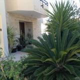 St. Lazaros Seaside Apartment — фото 2