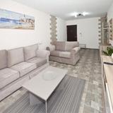 Faros Court Prestige Apartment — фото 2