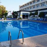 Paphiessa Hotel and Apartments — фото 1