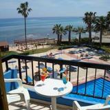 Evalena Beach Hotel Apartments — фото 2