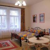 Prague's Rainbow Guest House — фото 2