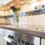 Golden GaPa Central Diamant Apartment 4 — фото 1