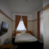 Гостиница Classic Inn — фото 3