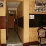 Hotel Eloy Alfaro — фото 1