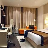 Гостиница Holiday Inn Madrid - Las Tablas — фото 1