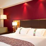 Гостиница Holiday Inn Lille Ouest Englos — фото 1