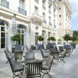 Гостиница Waldorf Astoria Trianon Palace Versailles — фото 3