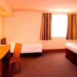 Гостиница Premier Inn Thetford — фото 2