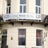 Cecil House Hotel — фото 1