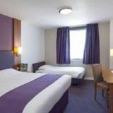 Гостиница Premier Inn Epsom Central — фото 2