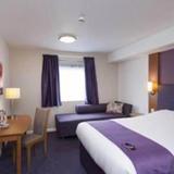 Гостиница Premier Inn Sheffield Meadowhall — фото 1