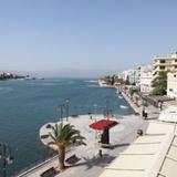 Chalkida Seafront Apartment — фото 1