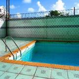 Regency Suites Hotel — фото 3