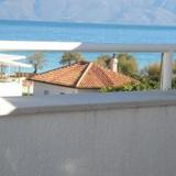 Baska Beach Apartments — фото 2
