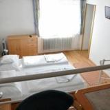 EMMA -Harkany Apartman — фото 2