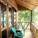 Treetop Guesthouse and Bungalows — фото 1