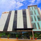 Гостиница Lovina Inn Batam Centre — фото 1